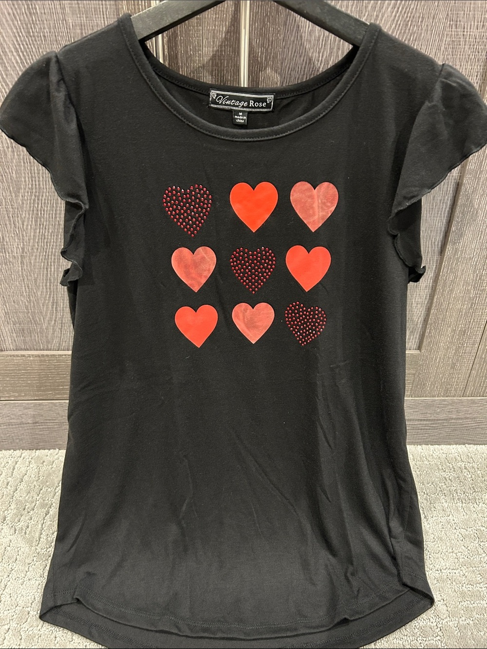 Vintage Rose Black Short Sleeve Tee with Red Heart Print